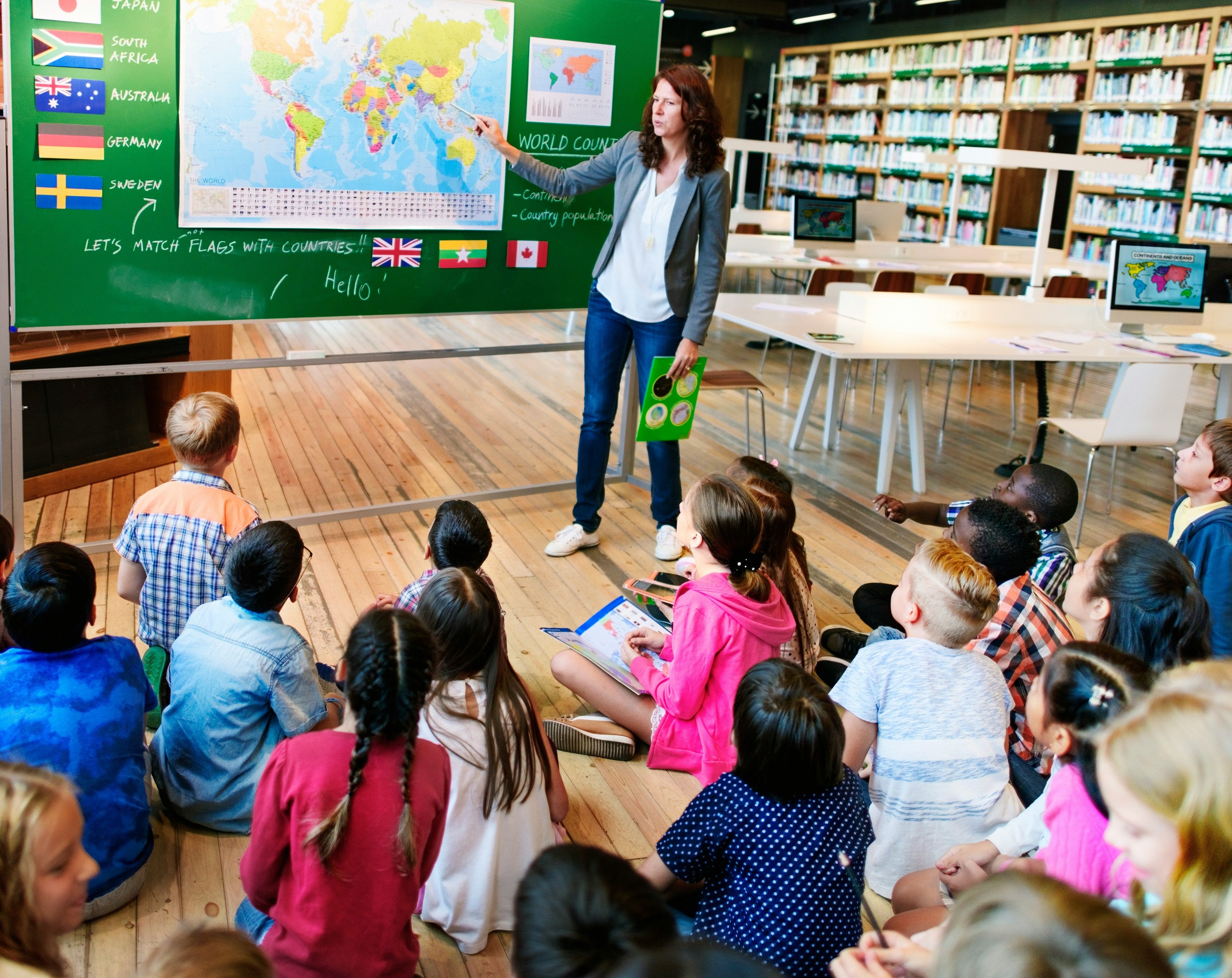 Interactive World Map Lab for Young Learners